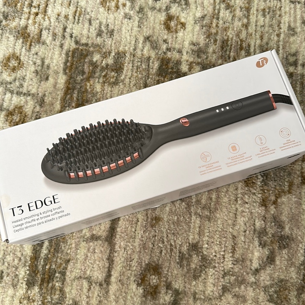 T3 Edge heated smoothing and styling brush - brand new in box